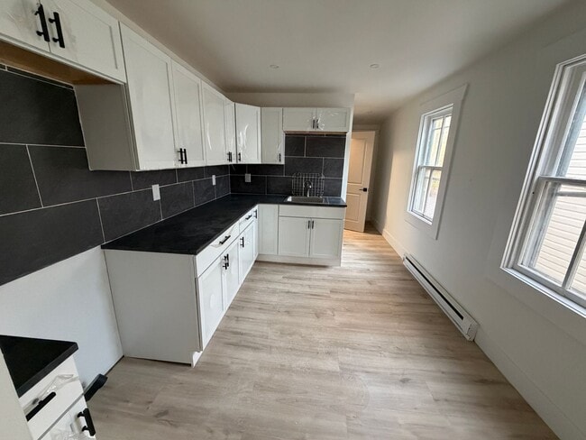 Photo - 49 S Bedford St Unit 49 S Bedford Street - 2