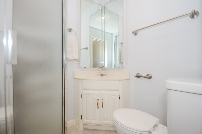 Photo - 130 Sugar Berry Cir