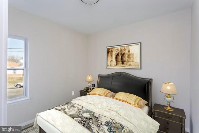 Photo - 4909 Hamilton Ave