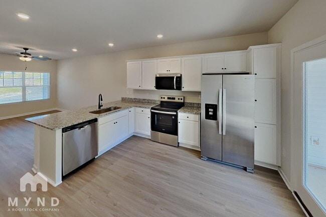 Photo - 1286 Principal Featherstone Ave