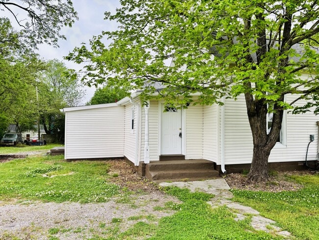 Building Photo - 1822 Highland Ave Unit 2