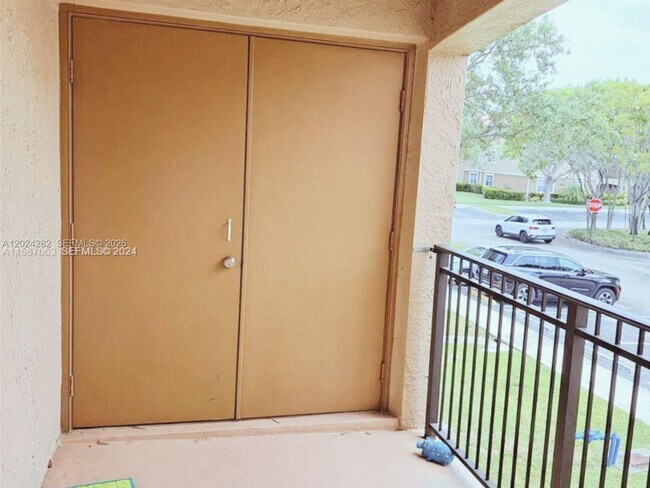 Photo - 220 SW 116th Ave Unit 15203