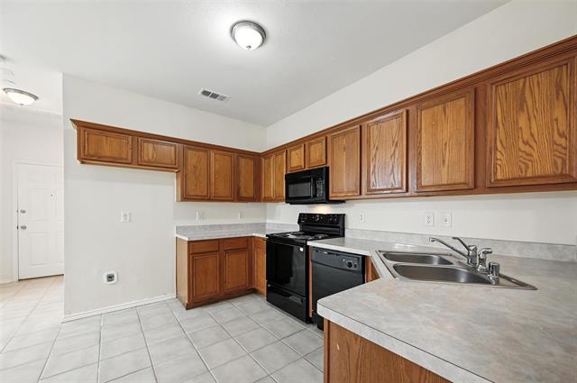 Photo - 3100 Tarrant Ln