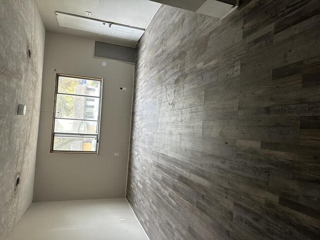 Photo - 10324 Earl Dr