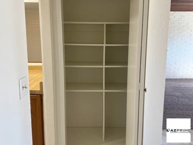 Photo - E Calle Managua