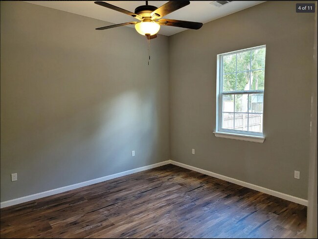 Photo - 108 Maplewood Dr