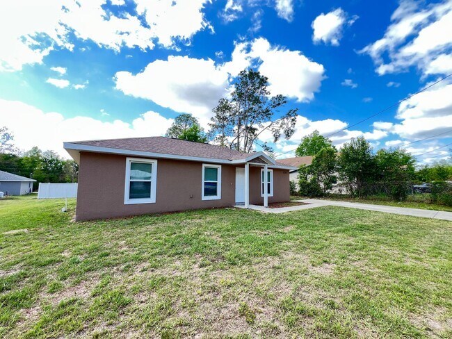 Photo - Beautiful 3 BD/2BA Home in Beautiful Ocala!!!