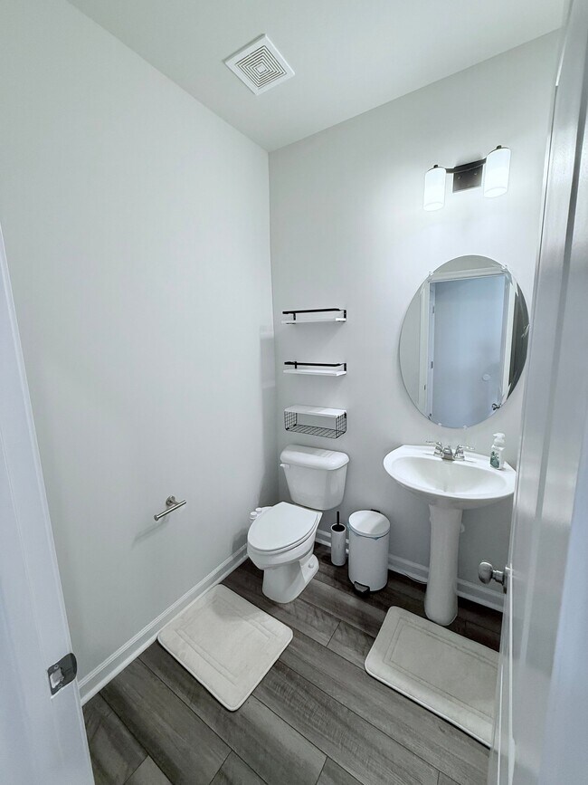 Photo - 2431 Chert Ln