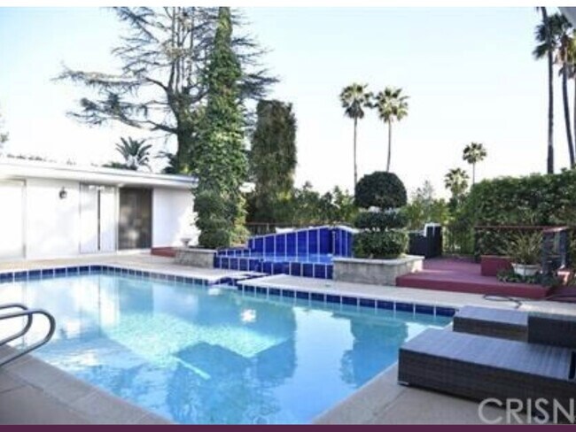 Photo - 8026 Okean Ter