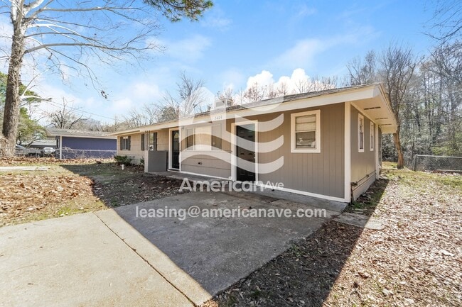 Photo - 5409 Queen Mary Ln