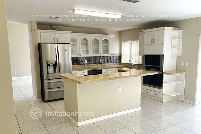Photo - 631 Royal Palm Way