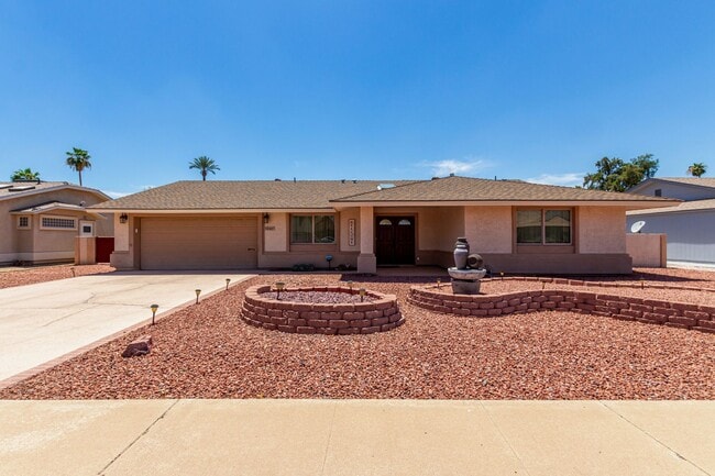 New Listing in Sun City - New Listing in Sun City House