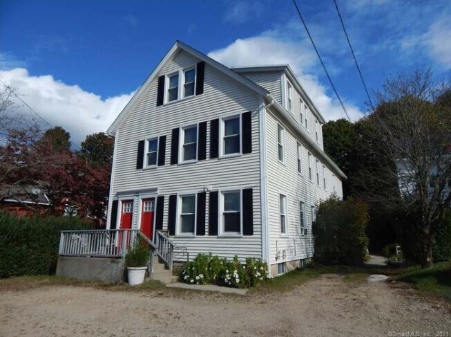 Photo - 173-175 Norwich-New London Turnpike