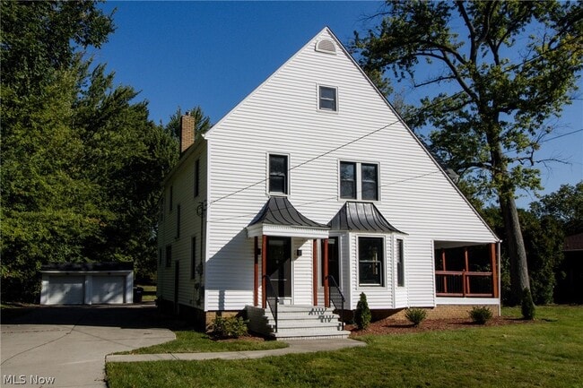 Photo - 29396 Detroit Rd