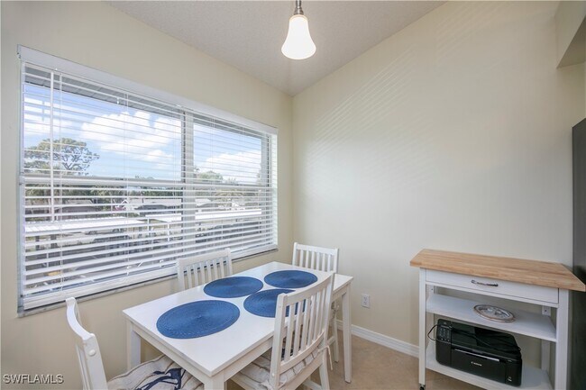 Building Photo - 113 Wading Bird Cir Unit W-204