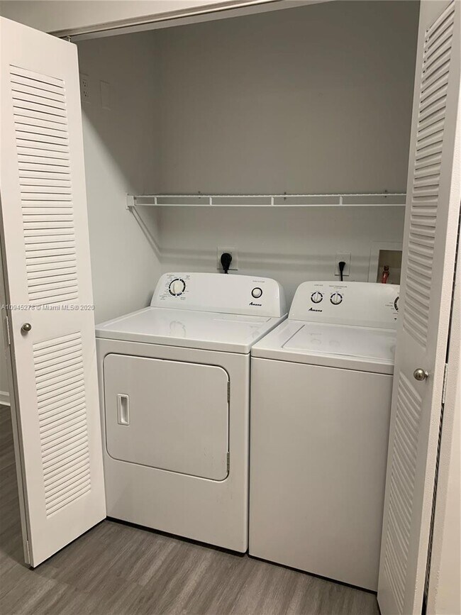 Photo - 2 bedroom in Hollywood FL 33020