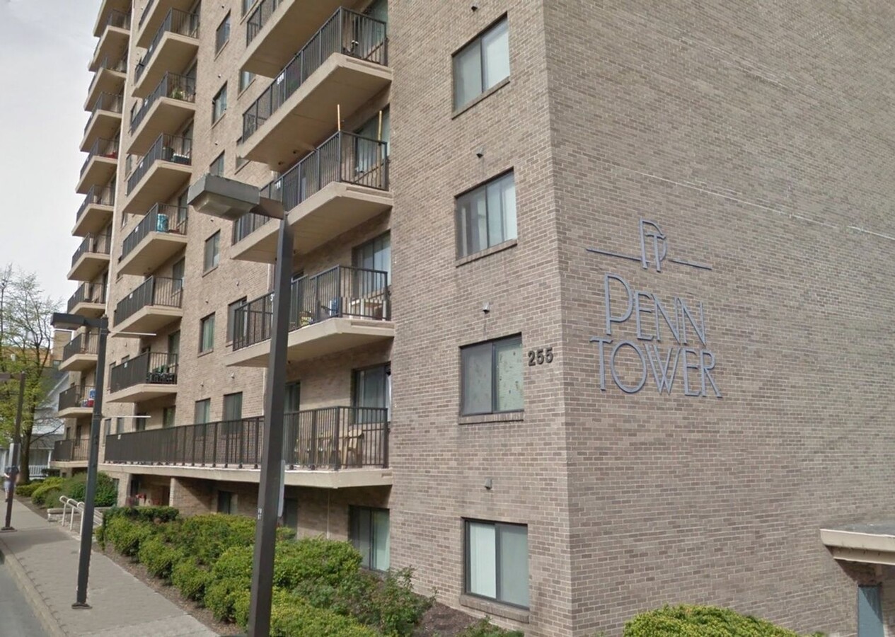 Live that #collegelife at Penn Tower in Do... - Live that #collegelife at Penn Tower in Do... House