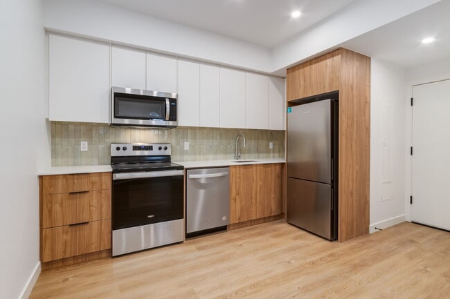 Photo - Move-In Special! Cozy Lower 1-Bedroom Suite in Richmond Unit 10B