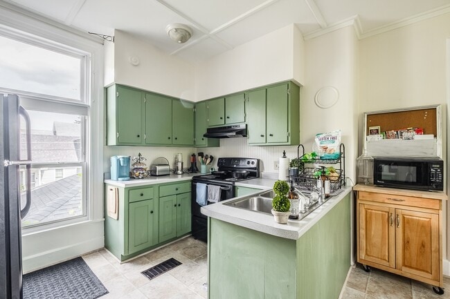 Photo - 68 Centre Street