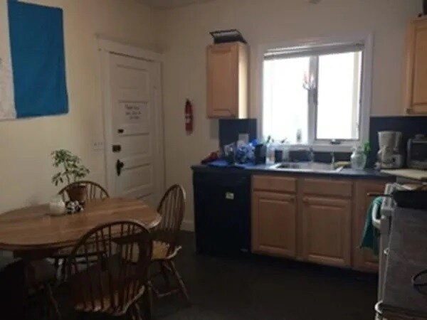 Photo - 288 Boston Ave Unidad 2