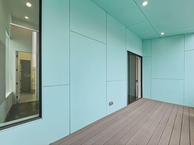 Photo - 4814 Manett St