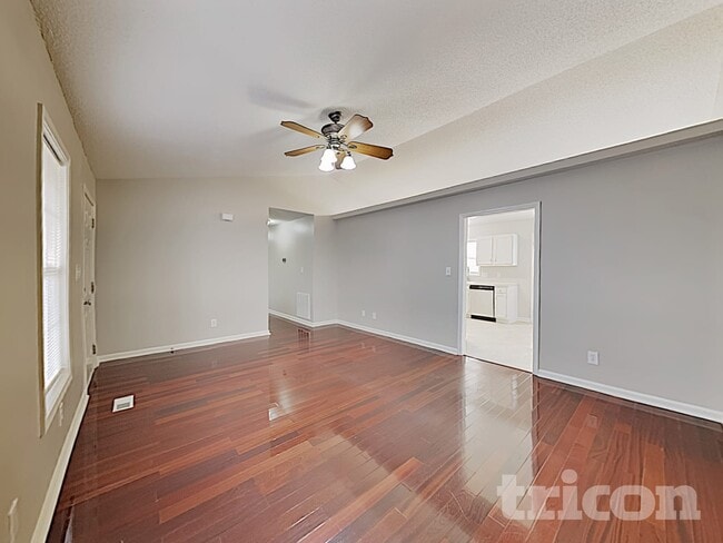 Photo - 4150 Ringtail Ct SE