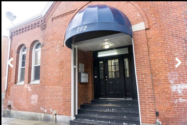 Photo - 712 Shawmut Ave Apartments Unit 2