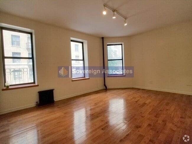 Building Photo - 610 W 150th St Rental