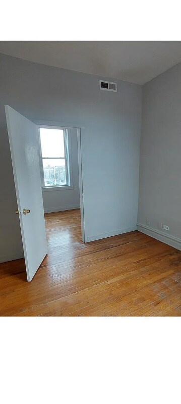 Photo - 1242 S Albany Ave Unidad 2F