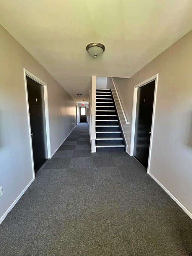 18646 Van Horn Rd Apartments For Rent in Woodhaven, MI