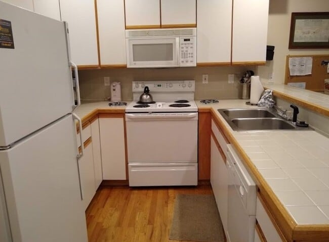 Photo - Monthly Rental- Cinnamon Ridge 123 Unit 123