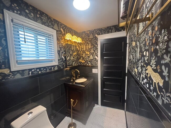 Photo - 2188 W 31st St