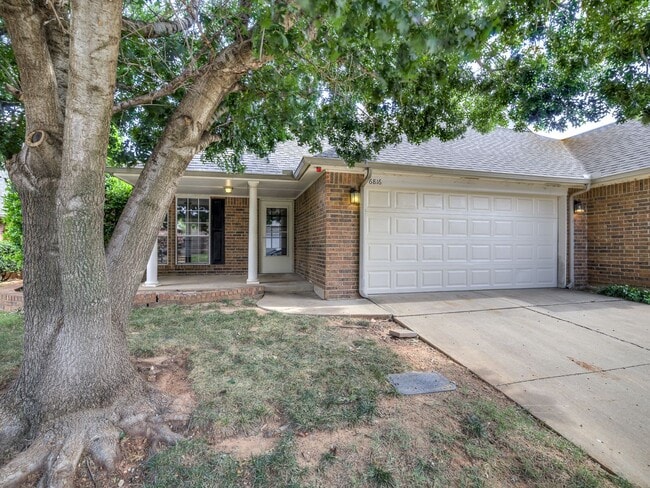 Building Photo - Updated Home + Deer Creek Schools + 3 bedr...