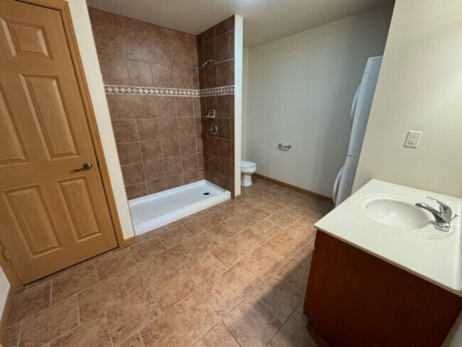 Photo - 5880 Delikowski St