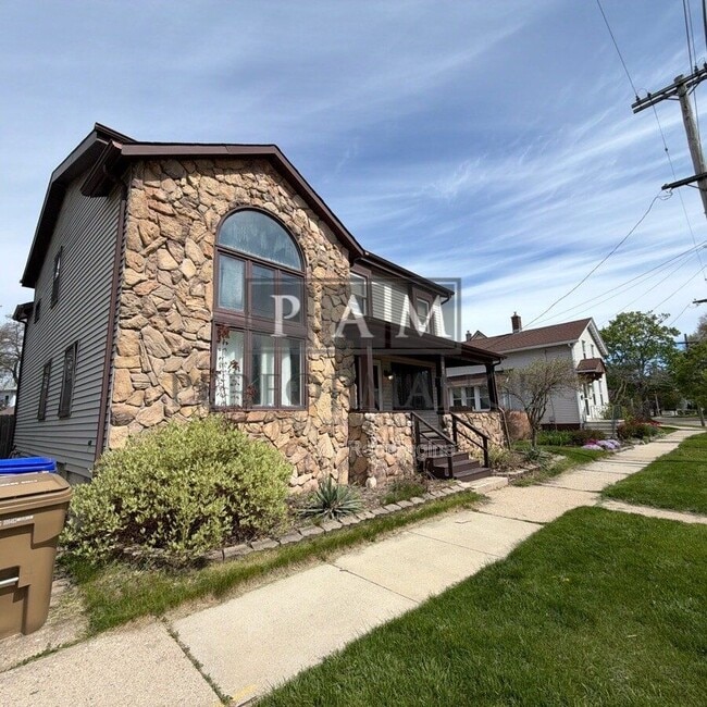 Photo - 4730 5th Ave