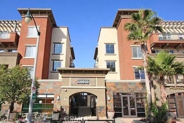Building Photo - 6020 S Seabluff Dr Unit 402