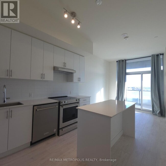 Photo - 8960 Jane St Unit 508
