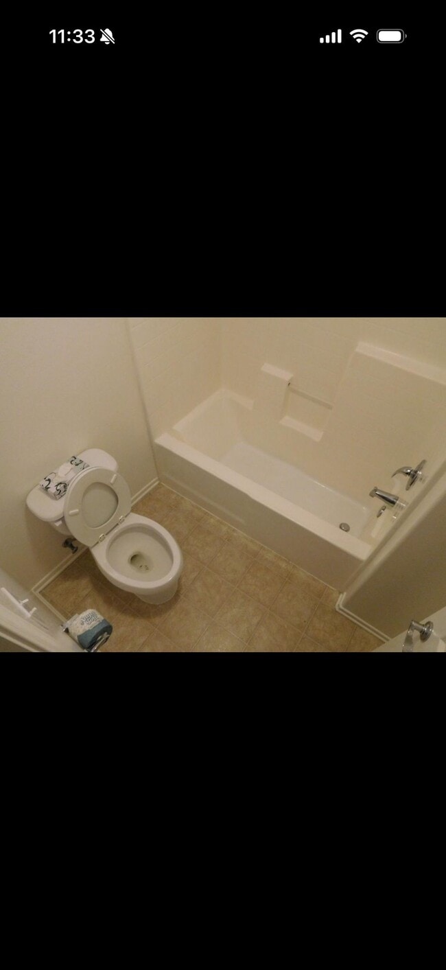 Photo - 2436 Horizon Dr W