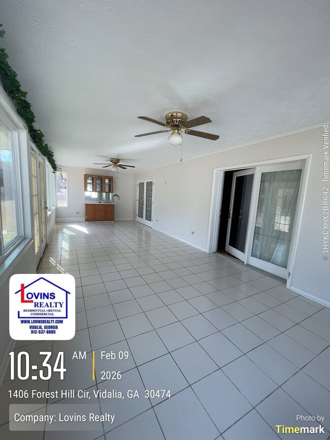 Photo - 1406 Forest Hill Cir