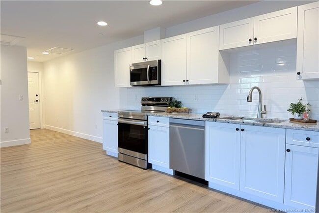 Photo - 3375 SW Mapp Rd Unit 203