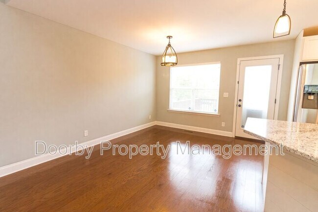 Photo - 4436 Oakwood Dr