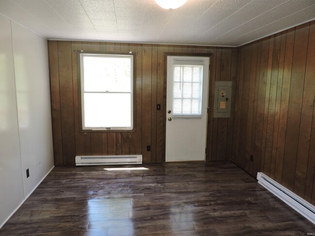 Photo - 125 W Orange St