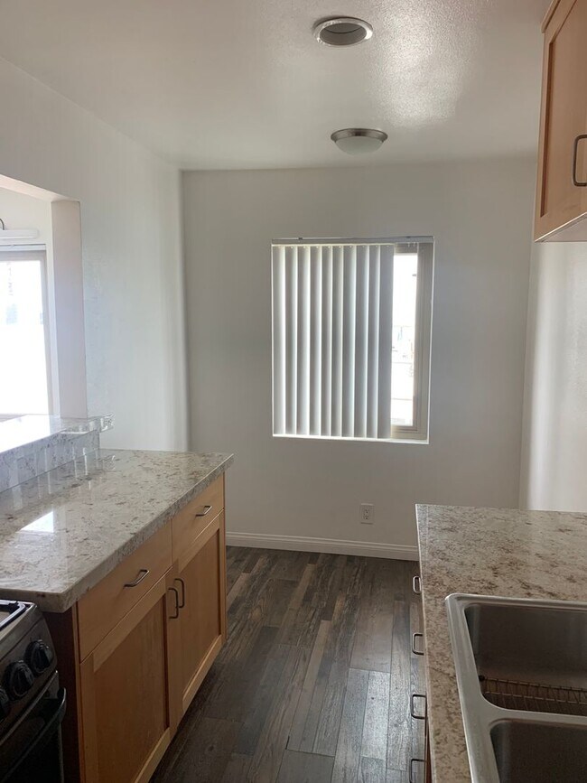 Photo - Live Your Best Life in the Heart of Hillcr... Unit 45