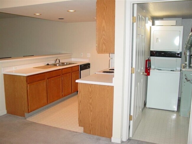 Photo - 1225 W Prospect Rd