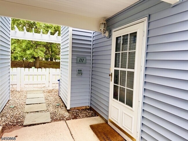 Photo - 111 Almond Dr