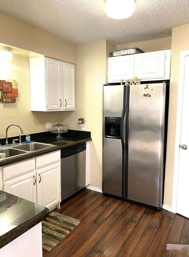 Photo - 2511 El Dorado Ave