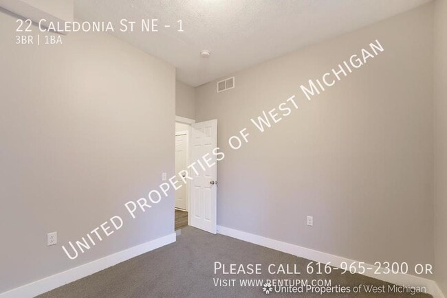 Photo - 22 Caledonia St NE Unit 1