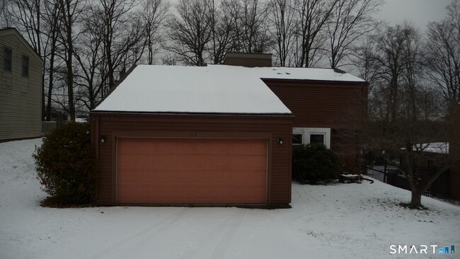 Building Photo - 11 Little River Ln