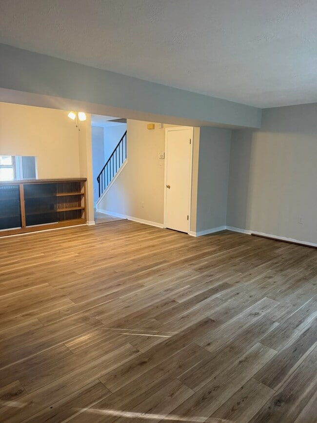3830 Beechtree Ct