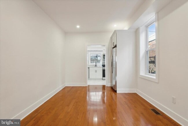 Photo - 1834 McKean St